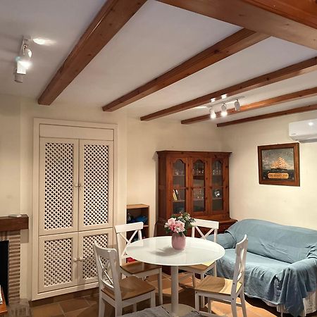 Chalet Adosado En La Playa De El Perellonet Con Piscina, Pista Tenis Валенсія Екстер'єр фото